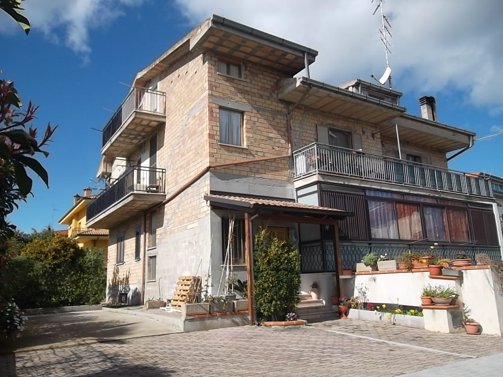 rif 910 – Casalbordino – Villa bifamiliare – € 200000