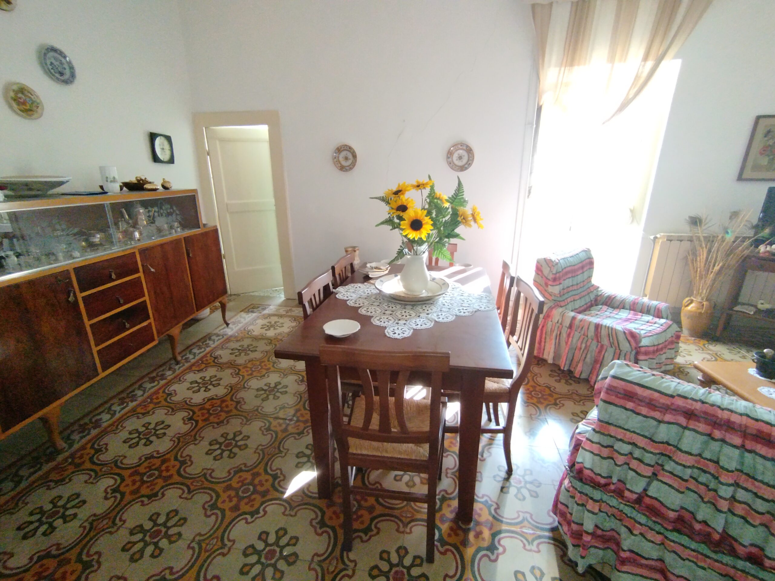 rif 1506 Scerni (CH) – House in the historic center with small terrace overlooking the sea – € 80000